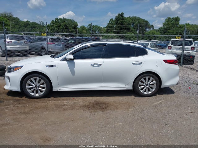 5XXGT4L39JG236777 KIA gdi