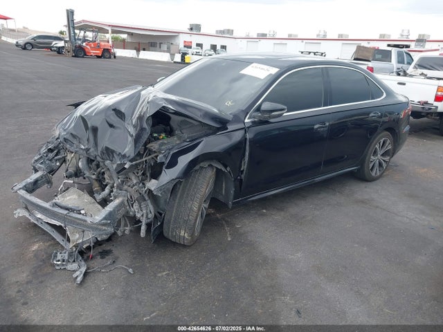 Volkswagen Passat 2021 1VWSA7A39MC011443 Image 2