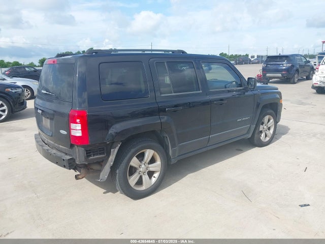 Jeep 2015 2015 1C4NJPFA4FD250533 Image 4