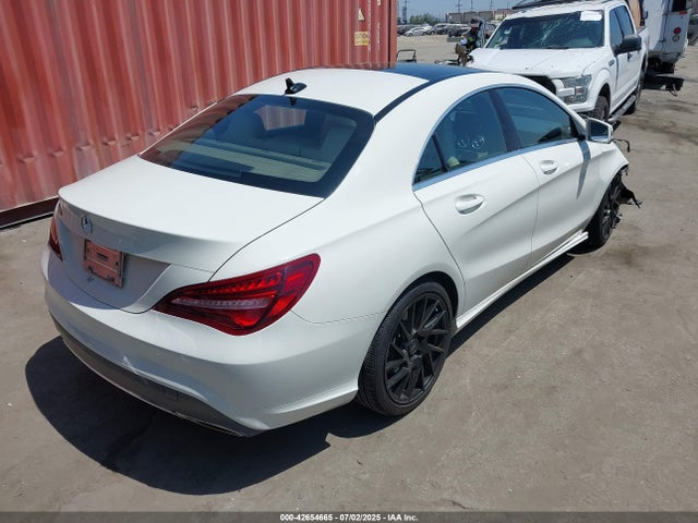 WDDSJ4EB9JN516911 Mercedes-Benz m270