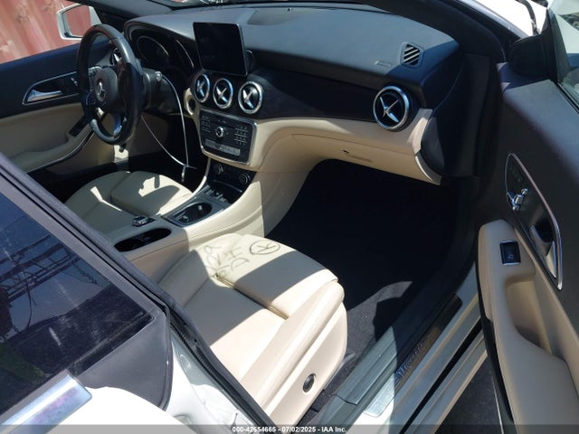 WDDSJ4EB9JN516911 Mercedes-Benz m270
