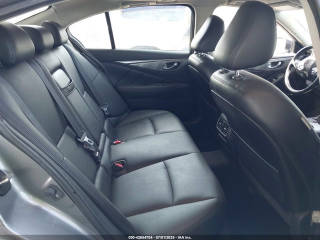 JN1BV7AR5FM422401 Infiniti 2015