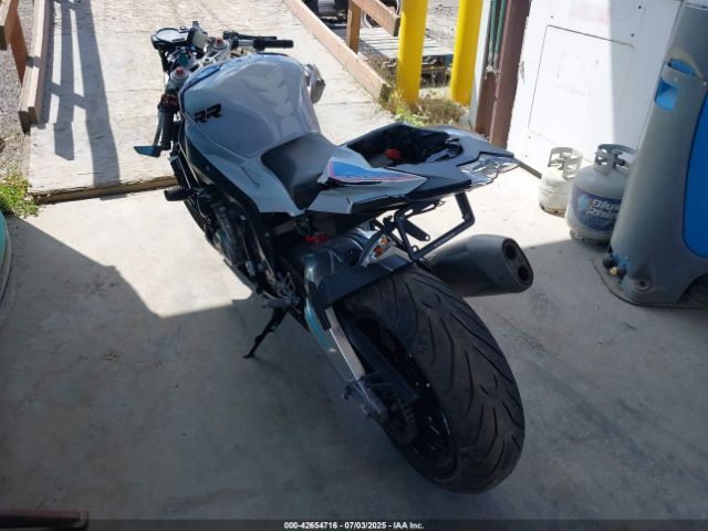 2015 BMW S 1000 WB10D2109FZ351537 Photo 2