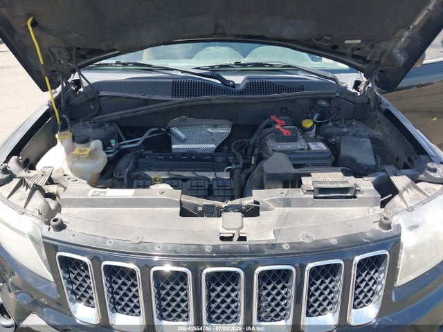 1C4NJCBA4ED602314 Jeep 2014
