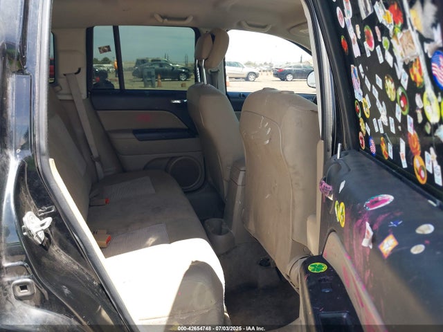 1C4NJCBA4ED602314 Jeep 2014