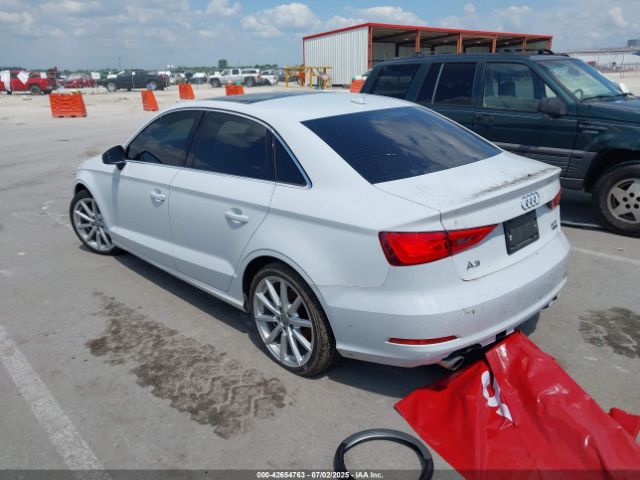2015 AUDI A3 WAUBFGFF5F1100882 Photo 2