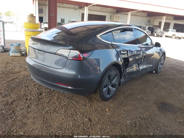 2018 TESLA MODEL 3 5YJ3E1EA7JF016480 Photo 3