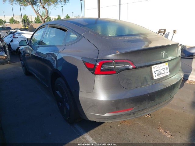2022 TESLA MODEL 3 5YJ3E1EA1NF359808 Photo 2