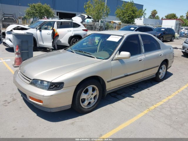 1995 HONDA ACCORD 1HGCD5634SA057428 Photo 1
