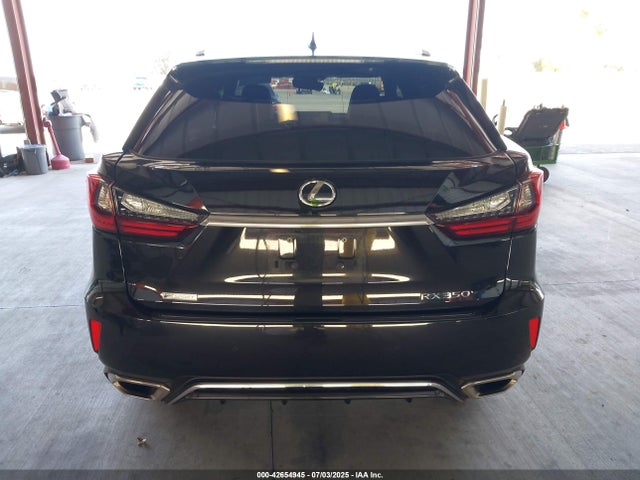 2T2BZMCA4HC081771 Lexus 2017