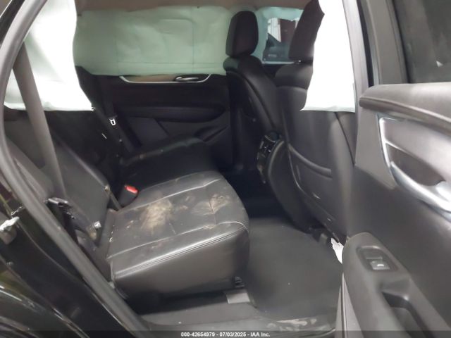 2018 CADILLAC XT5 1GYKNERS7JZ236812 Photo 7