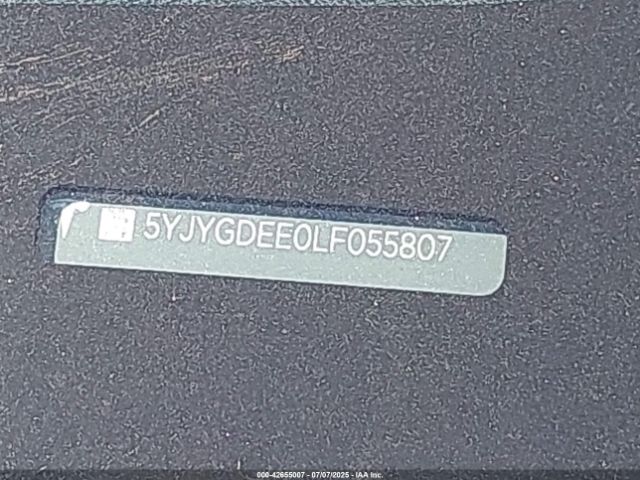 2020 TESLA MODEL Y 5YJYGDEE0LF055807 Photo 8