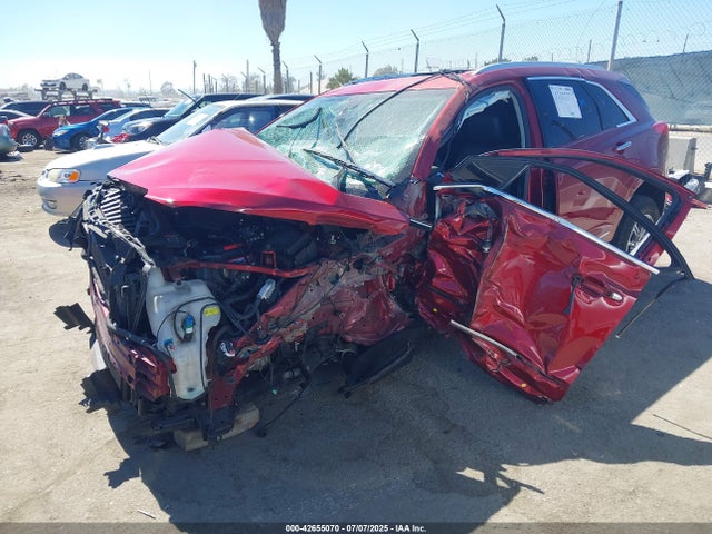 2019 CADILLAC XT5 1GYKNCRS7KZ220325 Photo 1