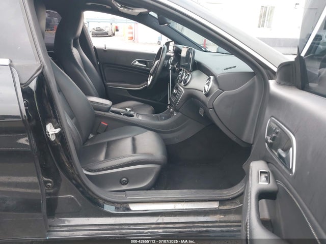 WDDSJ4EB2EN038983 Mercedes-Benz 2014