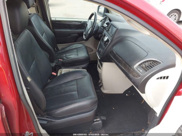 2C4RC1BG5ER324900 Chrysler Town and Country