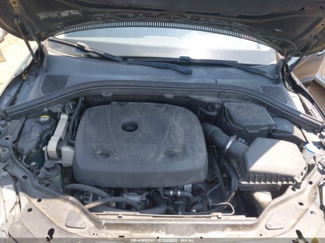 2016 VOLVO XC60 YV440MDK9G2857868 Photo 9