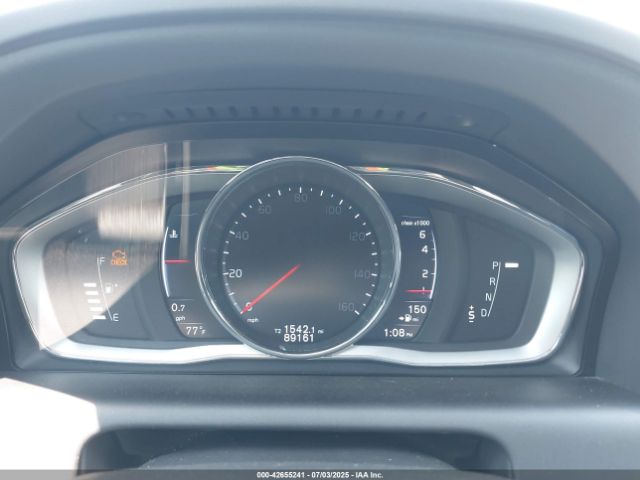 2016 VOLVO XC60 YV440MDK9G2857868 Photo 6