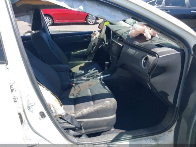 2018 TOYOTA COROLLA 2T1BURHE0JC090596 Photo 4