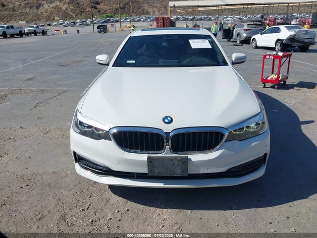 WBAJR3C01LWW68878 BMW 530I