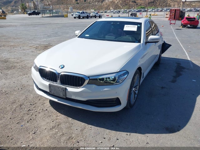 WBAJR3C01LWW68878 BMW 530I