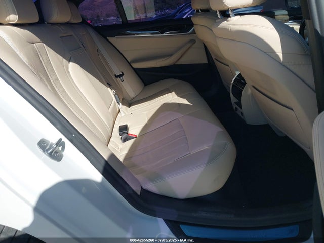WBAJR3C01LWW68878 BMW 530I