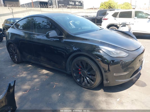 2022 TESLA MODEL Y 7SAYGDEF7NF486871 Photo 0