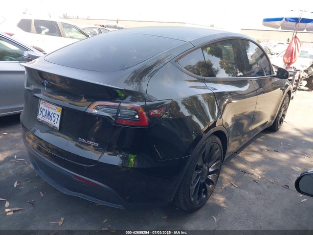 2022 TESLA MODEL Y 7SAYGDEF7NF486871 Photo 3