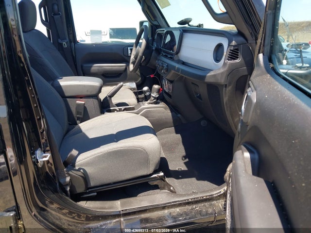 1C4PJXDG8SW574714 Jeep 2025