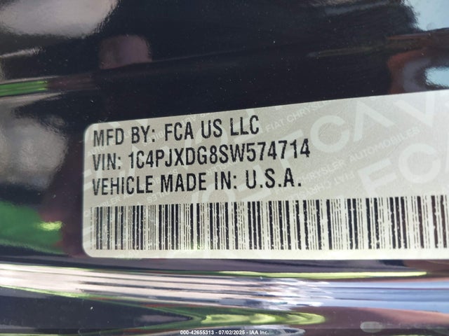 1C4PJXDG8SW574714 Jeep 2025