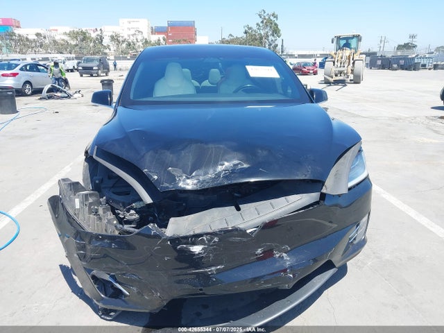 Tesla MODEL X 2019 5YJXCBE42KF155425 Image 12