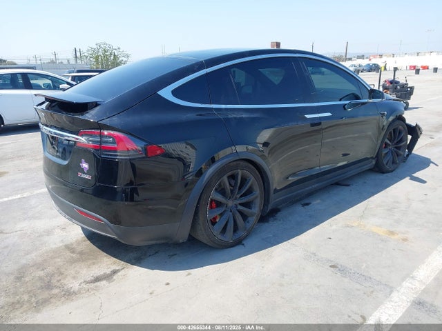 Tesla MODEL X 2019 5YJXCBE42KF155425 Image 4