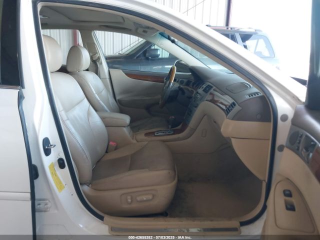 2005 LEXUS ES 330 JTHBA30GX55100717 Photo 4