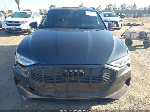 WA1VAAGE6KB016070 Audi E-Tron