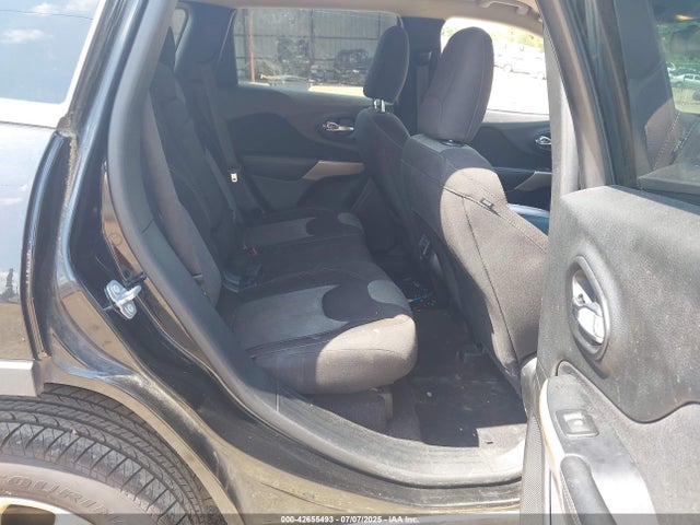 1C4PJLAB8HW603607 Jeep 2017