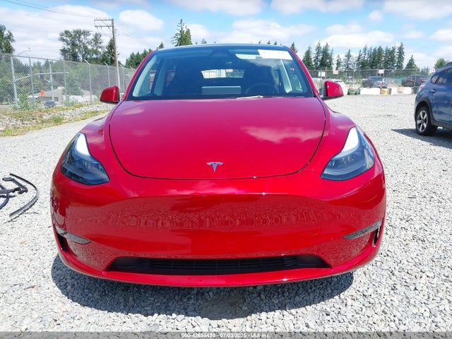 7SAYGAEEXRF104523 Tesla Model Y