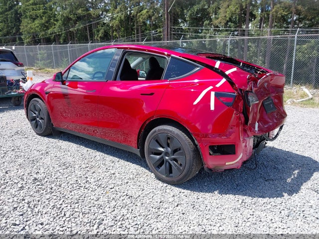 7SAYGAEEXRF104523 Tesla Model Y