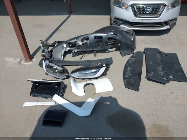 5YJXCBE2XKF181057 Tesla MODEL X