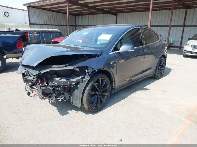 2019 TESLA MODEL X 5YJXCBE2XKF181057 Photo 1
