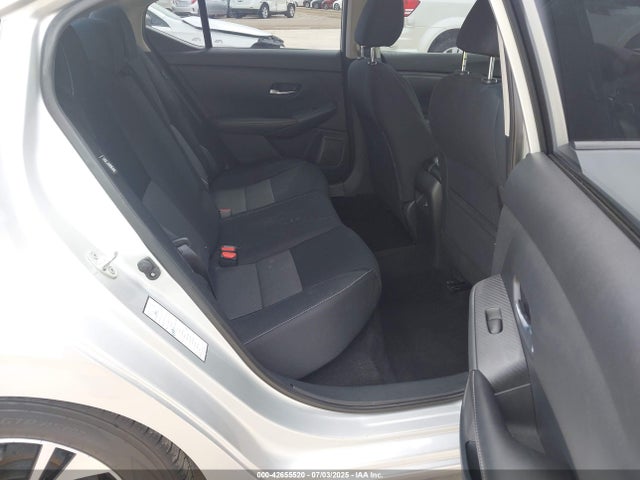 3N1AB8CV5MY237778 Nissan Sentra