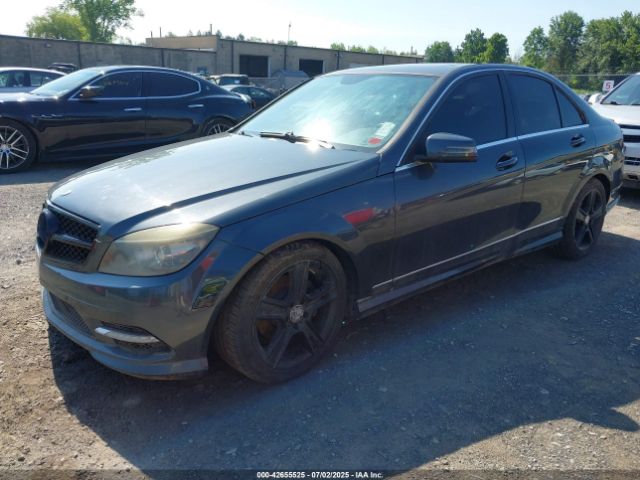 2011 MERCEDES-BENZ C 300 WDDGF8BB2BR150447 Photo 1