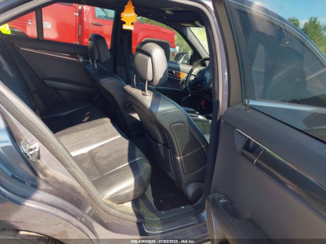 2011 MERCEDES-BENZ C 300 WDDGF8BB2BR150447 Photo 7