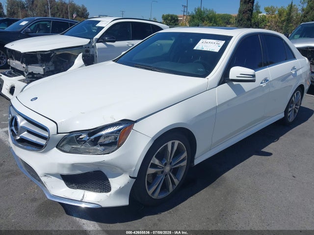 WDDHF5KB2EA811464 Mercedes-Benz E-Class