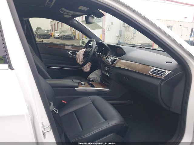WDDHF5KB2EA811464 Mercedes-Benz E-Class