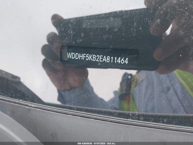 WDDHF5KB2EA811464 Mercedes-Benz E-Class