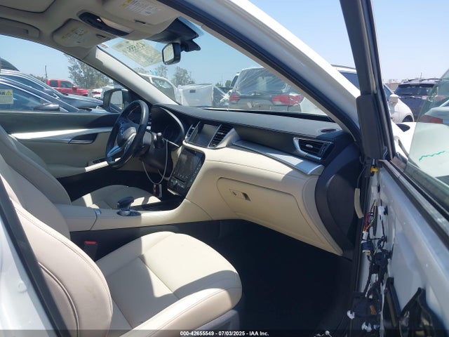 3PCAJ5BA8MF118261 Infiniti QX50