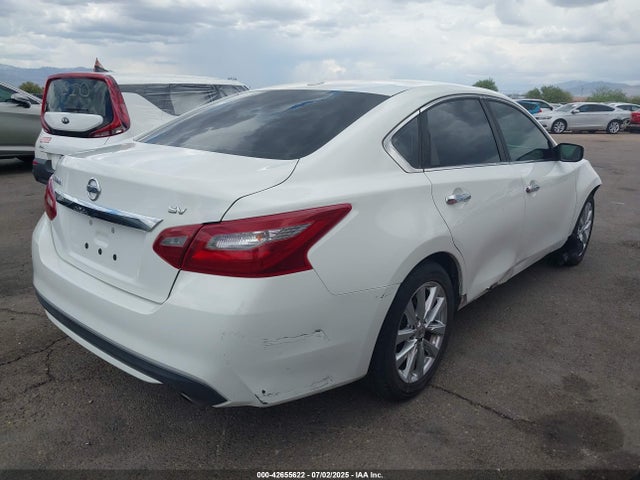 1N4AL3AP2JC211103 Nissan 2018