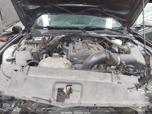 Ford 2.3l 4v premium fuel 2017 1FA6P8TH1H5272521 Image 10