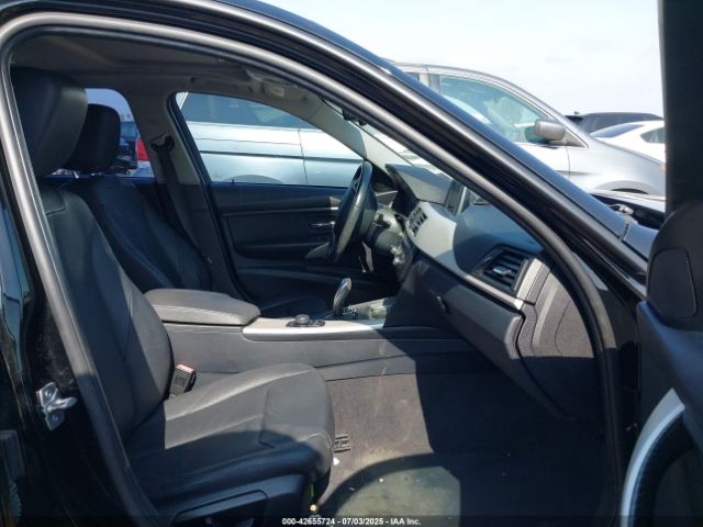 2014 BMW 320I WBA3B1C59EK134227 Photo 4