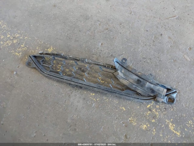 7SAYGDEE4RF013846 Tesla Model Y