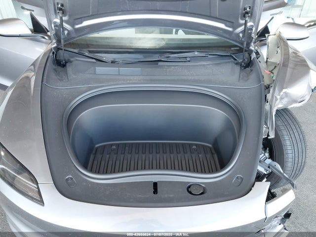 2025 TESLA MODEL 3 5YJ3E1EAXSF967631 Photo 9